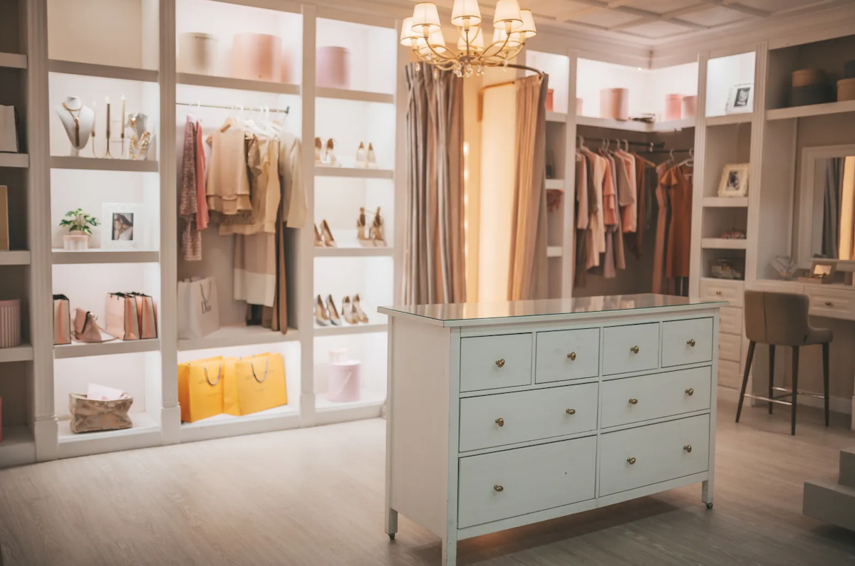 Unusual Luxury Walk In Closet Ideas for a Glamorous Home Upgrade ...