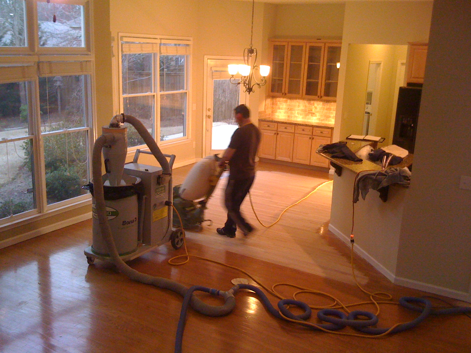 Dustless hardwood refinishing in Atlanta