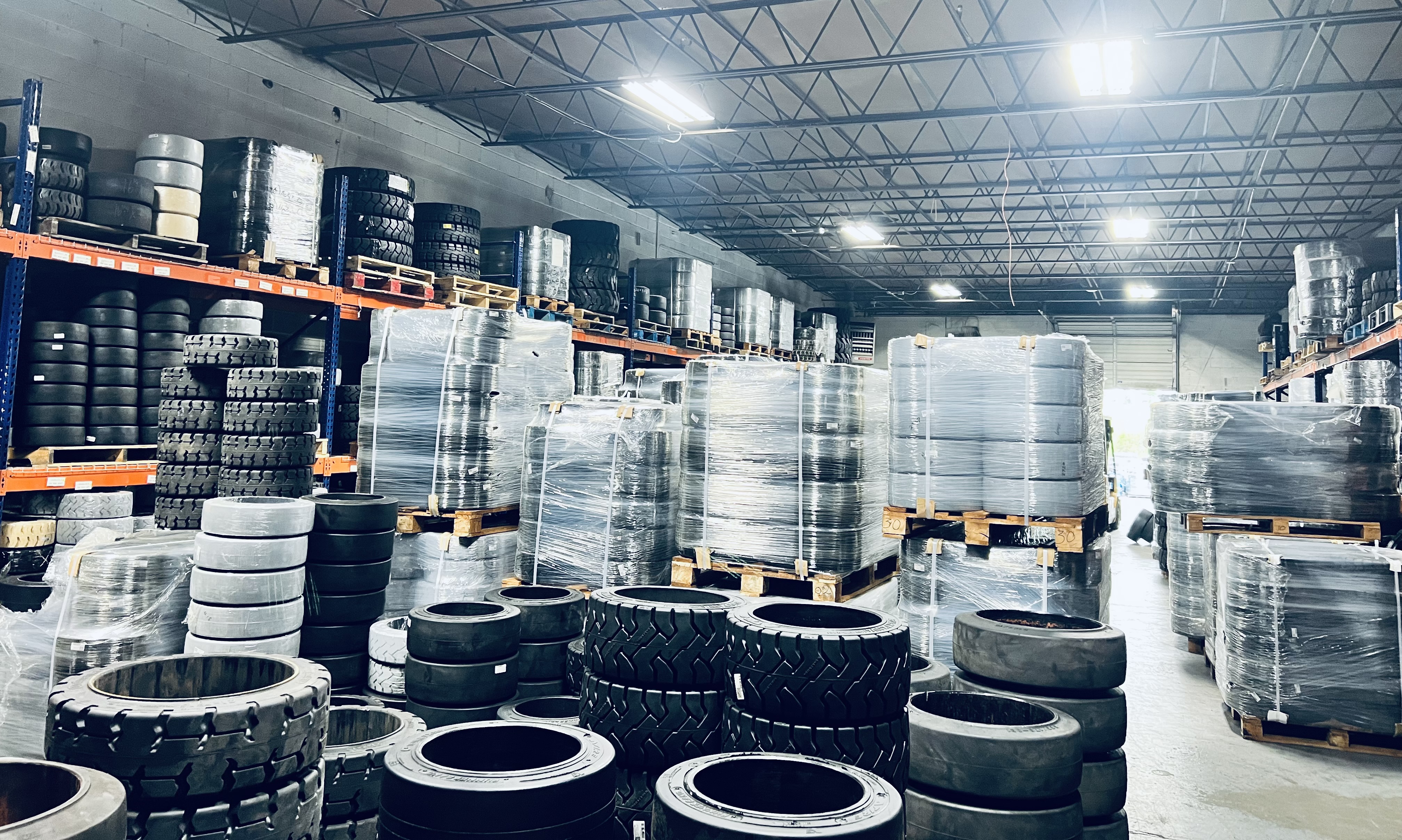 Non-marking tire color options