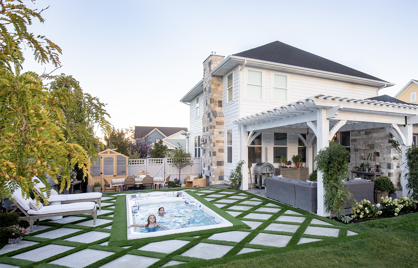 Modular Pool What Is a Modular Pool? Modular Pools vs Traditional Pools Explained ...