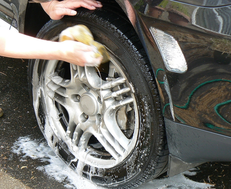 Why is Professional Car Washing Worth the Investment? - Surf N' Shine