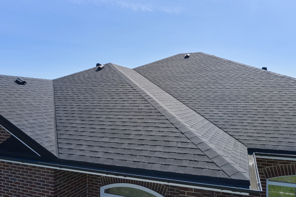 Georgia home with newly installed roof - Tom and Jerry's Roofing
